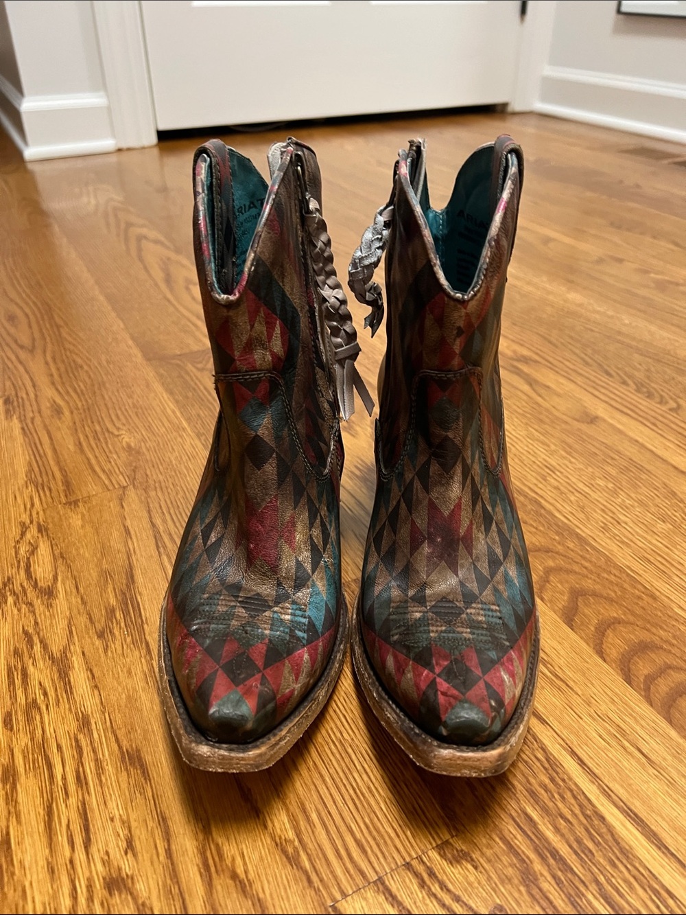 Ariat Circuit Cruz - Eye Dazzler Aztec Cowgirl Boots - Size 8 - Picture 3 of 6